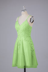 Beautiful Spaghetti Straps V Neck Bridesmaid Dresses