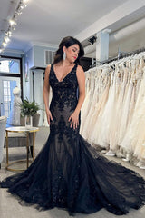 Black Lace 2024 Wedding Dress Appliques Mermaid V Neck Prom Dresses