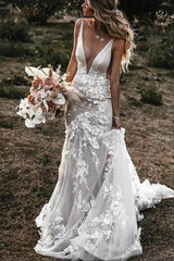 Bohemian Mermaid Wedding Dress Flower Appliques Deep V Neck Bridal Gown TN354