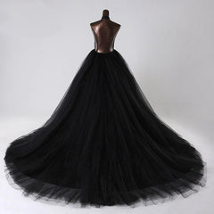 Sexy Ball Gown Black Wedding Dresses Tulle Halter Gothic Gown
