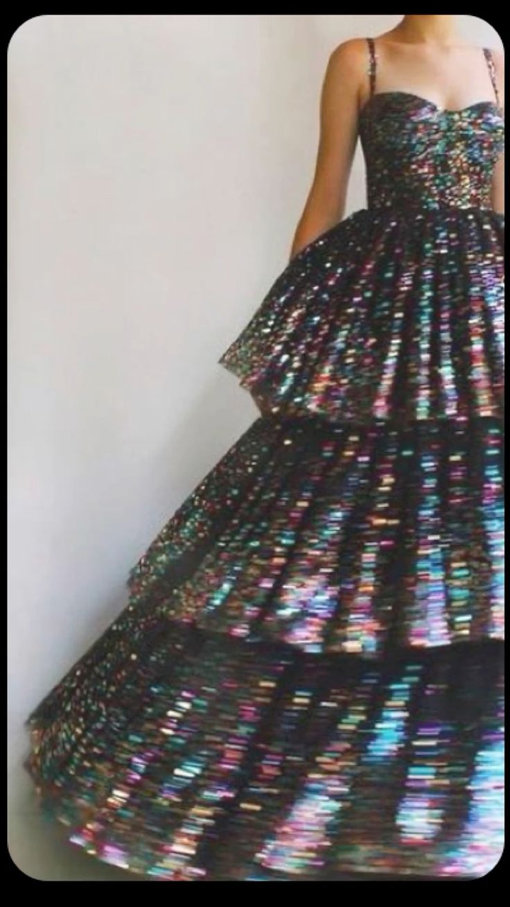 Pretty Ball Gown Spaghetti Straps Ruffles Layers Black Sequin Long Prom Dresses Formal Evening Dress HZ1024