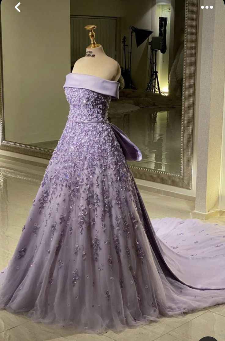 Pretty Ball Gown Strapless Lilac Tulle Long Evening Dress Prom Dresses With Flowers HZ1024
