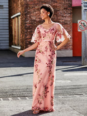 Half Sleeve Flower Applique Tulle Gown As Picture
