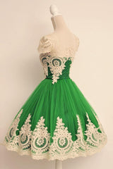 Cap Sleeves Square Knee-Length Green Homecoming Dress With Lace TR0100