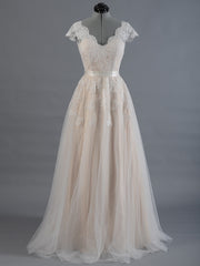 V-neck Lace Wedding Dresses Backless Bridal Gowns with Tulle Skirt