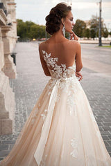 A-line Light Champagne Wedding Dresses Lace Sheer Tulle Stunning Bridal Gowns