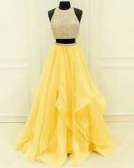 Chic Organza Ruffles Two Piece Prom Dresses With Sequins And Beads