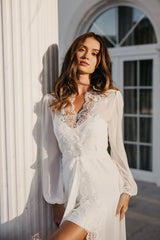 Chic V Neck Wedding Dress A-line Long Sleeves Prom Dress Lace Bridal Long Robe Party Dress