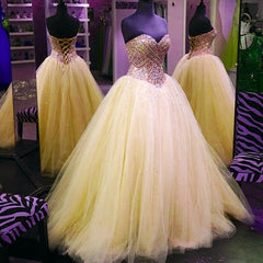 Crystal Beaded Sweetheart Tulle Ball Gowns Prom Quinceanera Dresses