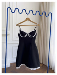 Pretty A Line Spaghetti Straps Little Black Dress Satin Short Formal Homecoming Dresses Middle School Short 21st Birthday Outfits Graduation Dress Mini Cocktail Dresses DH2301