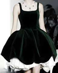 Cute Ball Gown Square Dark Green Velvet Short Mini Formal 8th Grade Homecoming Dresses Middle School Cocktail Dress Hoco Outfits DH2559
