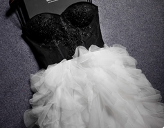 Fashion Black/Gray Long Ball Gown Tiered Tulle Evening Gown Modest Formal Dress Cute 18th Birthday Outfit DH2748