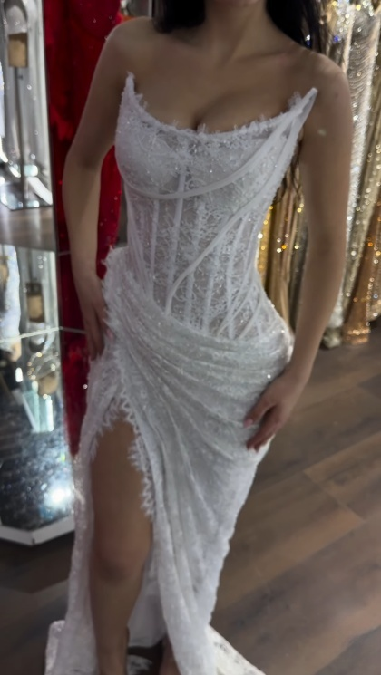 Sexy Sheath White Long Prom Dress Lace Applique Strapless Slit Evening Dress Sleeveless Party Dress DP04826