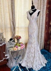 Elegant Champagne Long Prom Dresses Lace V-neck Mermaid Evening Dress Sleeveless Wedding Reception Dress DP04904