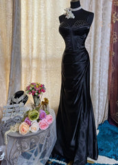 Elegant Black Long Prom Dresses Satin Spaghetti Straps Sheath Evening Dress Sleeveless Birthday Dress DP04906