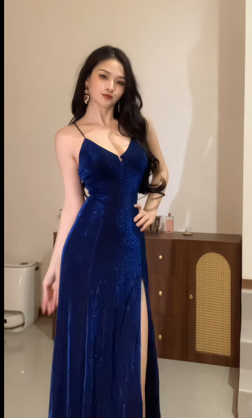Chic Blue Prom Dress Glitter Satin Birthday Dress Sheath Spaghetti Straps Long Evening Dress with Slit DP05321