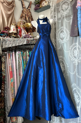 Chic Halter A-Line Long Prom Dresses Satin Blue Evening Dresses DP3376