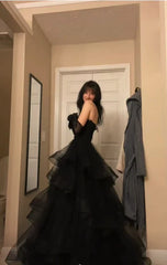 Elegant Black Strapless Prom Dress Sweetheart Tulle Evening Gown A-Line Tiered Party Dress Long Formal Dress HZ1024
