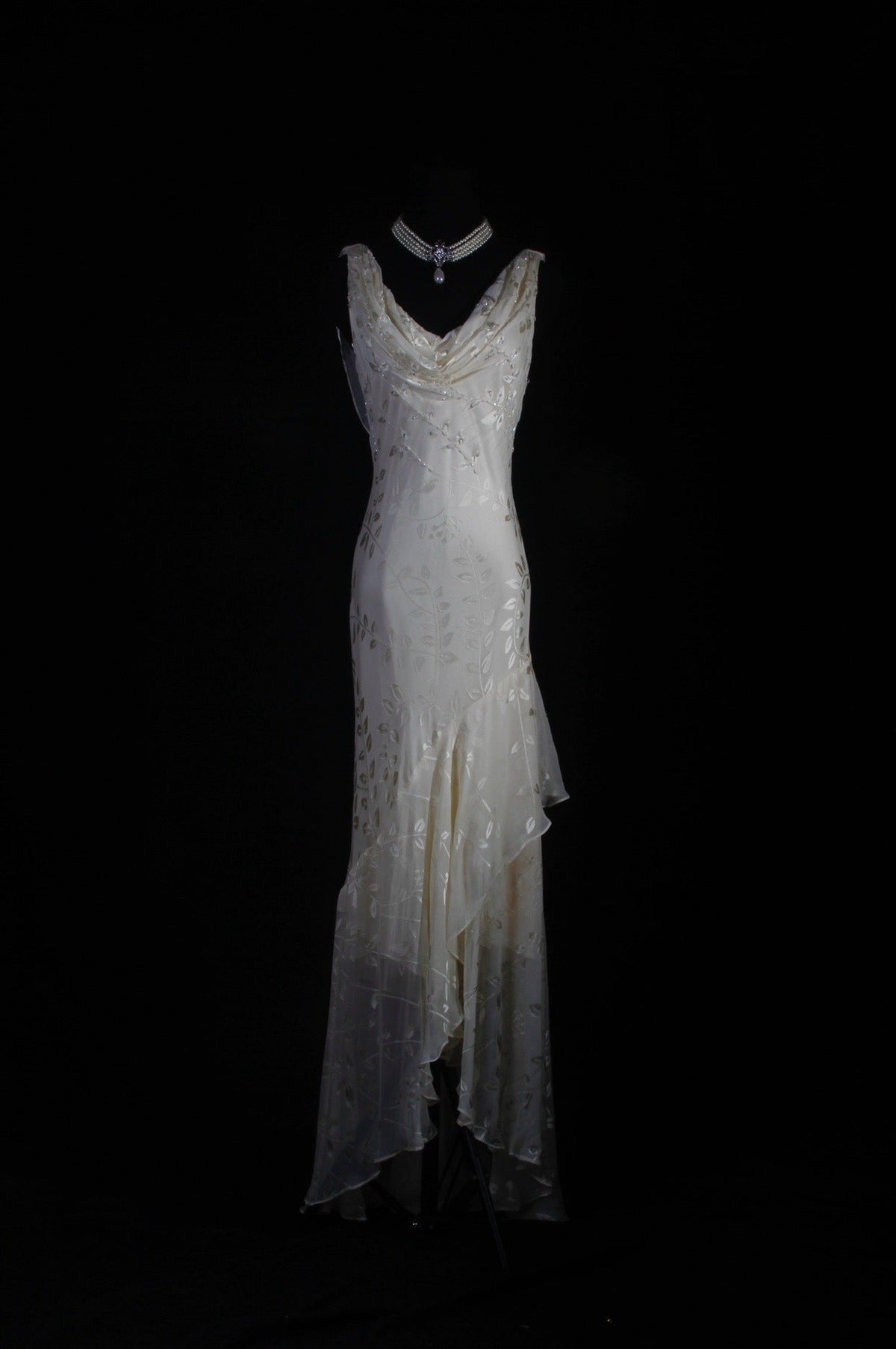 V-neck Chiffon Beaded Long Prom Dress Simple Mermaid Wedding Dress ED01527