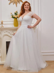 Plus Size Lace Cap Sleeves Casual Applique Outdoor Wedding Dress