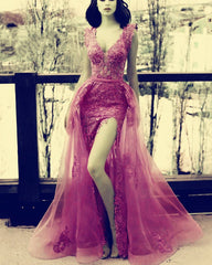 Elegant Cap Sleeves V-neck Lace Mermaid Evening Dresses With Split