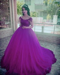 Elegant Quinceanera Dresses Tulle Appliques Ball Gown