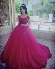 Elegant Quinceanera Dresses Tulle Appliques Ball Gown