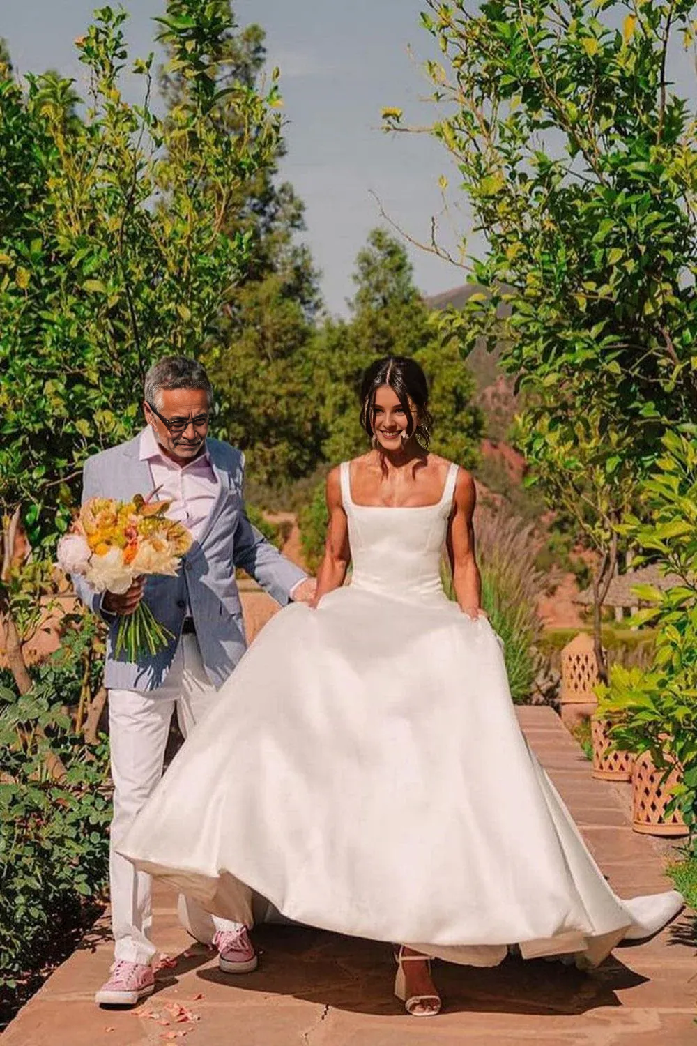 Elegant A Line Square Neck Wedding Dress with Bowknot