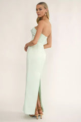 Exquisite lining without shoulder straps, pleated details, back with zipper Prom Dresses