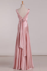 V-neck roze stropdas rug zeemeermin bruidsmeisje jurk