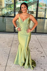 Dusty Blue V-Neck Applique Mermaid Long Prom Dress