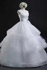 Glamorous Ball Gown Sweetheart Organza Wedding Dress With Lace TN0010