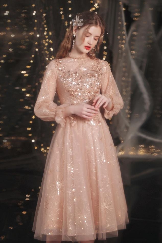 Glitter Long Sleeves A-line Homecoming Dresses Elegant Knee Length Short Prom Dress Sparkly