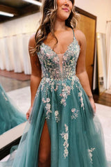 Green Backless A-Line V-Neck Tulle Long Prom Dresses with Appliques