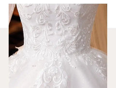 Luxury Big Sweep Train Wedding Dress Plus Size Lace Gown