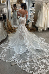 Mermaid Off the Shoulder Lace Wedding Dresses with Train Floor Length Beautiful