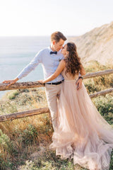 Simple V-neck Tulle Open Back Bridal Gown Beach Wedding Dresses Wholesale