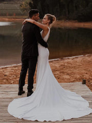 Elegant Mermaid Back-V Sleeveless Chapel Train Satin Appliqued Wedding Dresses Charming