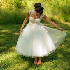 Customized Vestidos de Novia Plus Size Tea Length Wedding Dresses