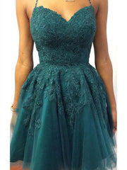 Halter Neck Short Emerald Green Lace Prom Dresses, Short Green Lace Graduation Homecoming Dresses
