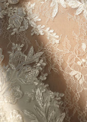 Handmade Satin Bridal Dress Hight Neck Maxi Wedding Dress Train Long Sleeves Lace Decorations Luxurious Wedding Dress High Neck