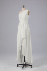 High Low One Shoulder Chiffon bruidsmeisje jurken