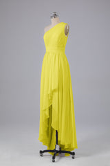 High Low One Shoulder Chiffon bruidsmeisje jurken