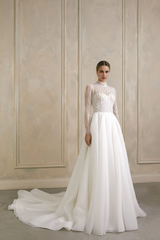 High Neck Modest Wedding Dress Long Sleeve Wedding Dress Embroidered Wedding Gown Lace Wedding Dress A Line Bridal Dress With Long Train