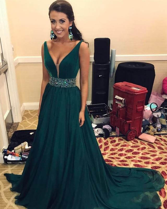 Hunter Green Chiffon Prom Long Dresses Beaded V-neck