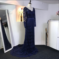 Lace Long Sleeves V Neck Mermaid Dresses
