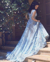 Elegant Spaghetti Straps Lace Flower Appliques Tulle Prom Dresses