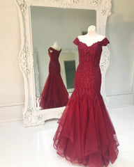 Elegant Lace Appliques V-neck Off The Shoulder Mermaid Prom Dresses