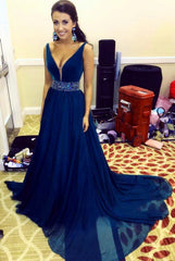 Hunter Green Chiffon Prom Long Dresses Beaded V-neck