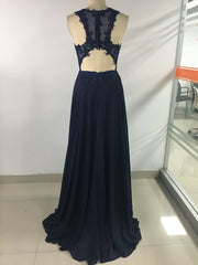 Chiffon A-line Scoop Neck Sleeveless Lace Bridesmaid Dress